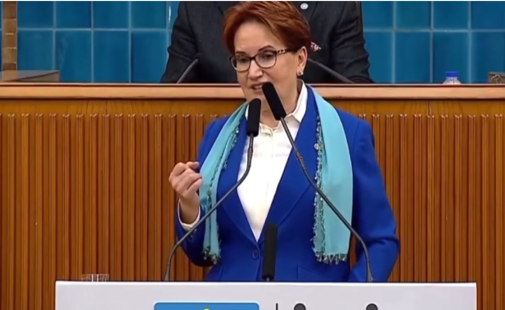 Meral Akşener’den Mansur Yavaş’a şiirli gönderme! Bu iddia gündeme oturdu (1)