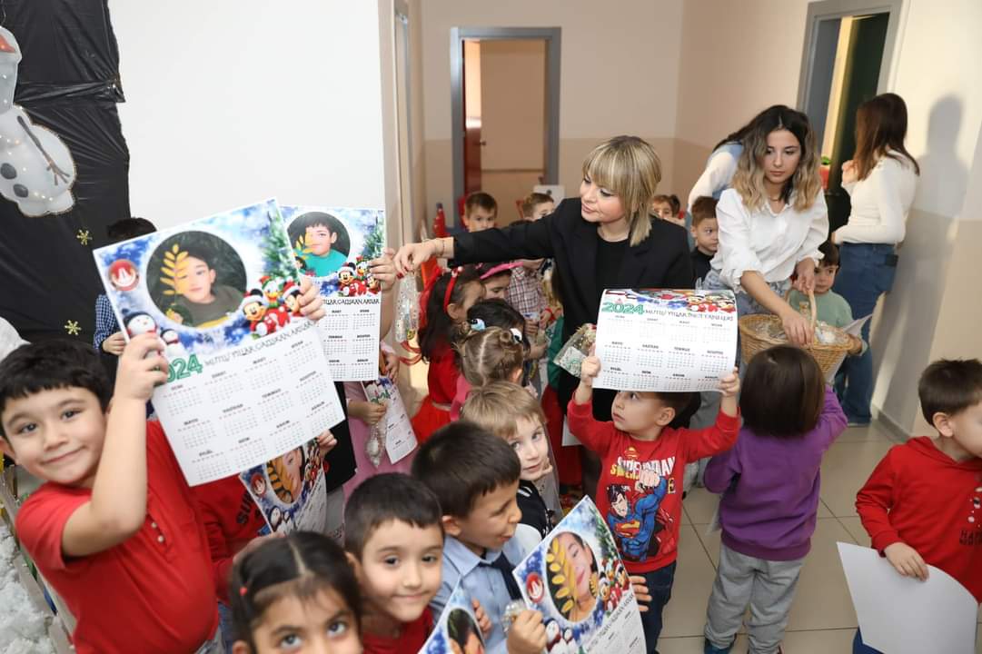 Polatlı Belediyesi, Şentepe Ve Fatih Kreşlerinde Yeni Yılda Çocukları Unutmadı (6)