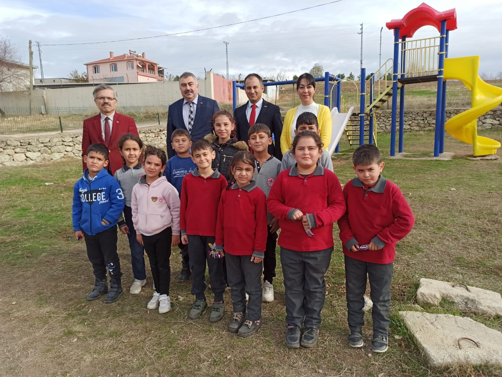 Polatlı İlçe Milli Eğitim Müdürü ve Şube Müdürleri Yeni Okulu Ziyaret Etti (2)