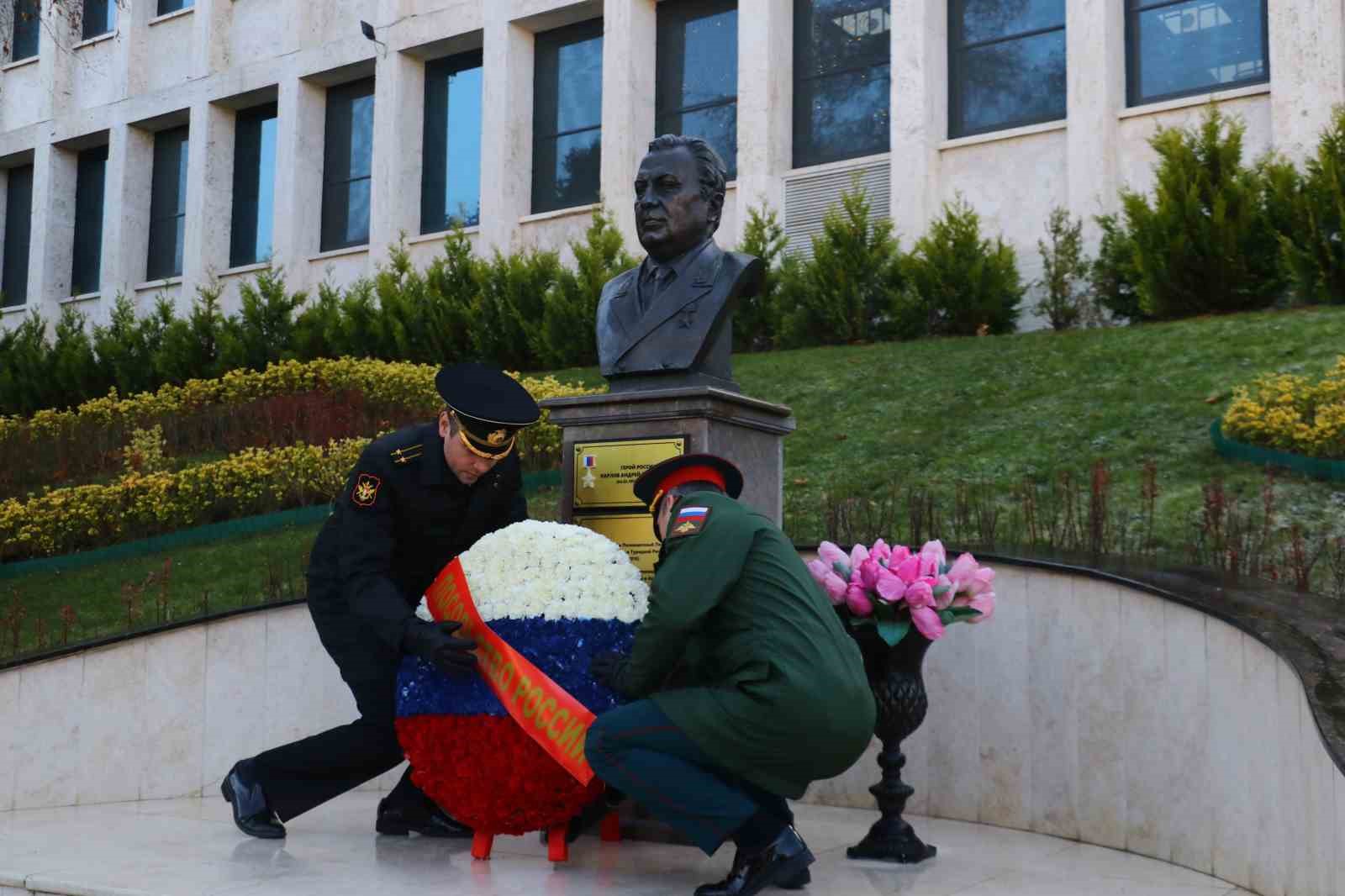 Rusya'nın Ankara Büyükelçisi Andrey Karlov, ölümünün yıl dönümünde anıldı-1