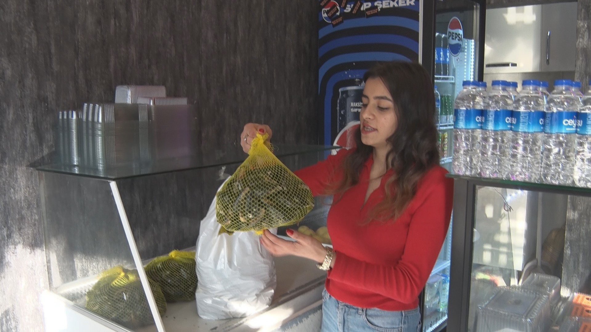 Midye Hırsızlarının Rahatlığı Görenleri Hayrete Düşürdü (2)