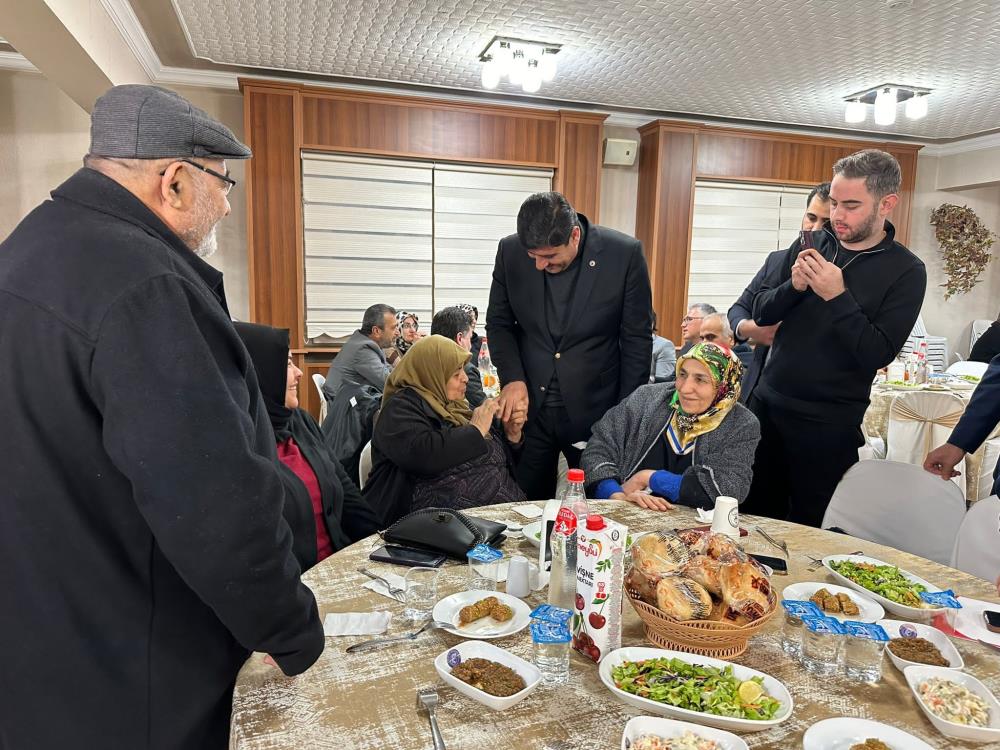 Başkan Oğuz, Şehit Aileleri Ile Bir Araya Geldi 3