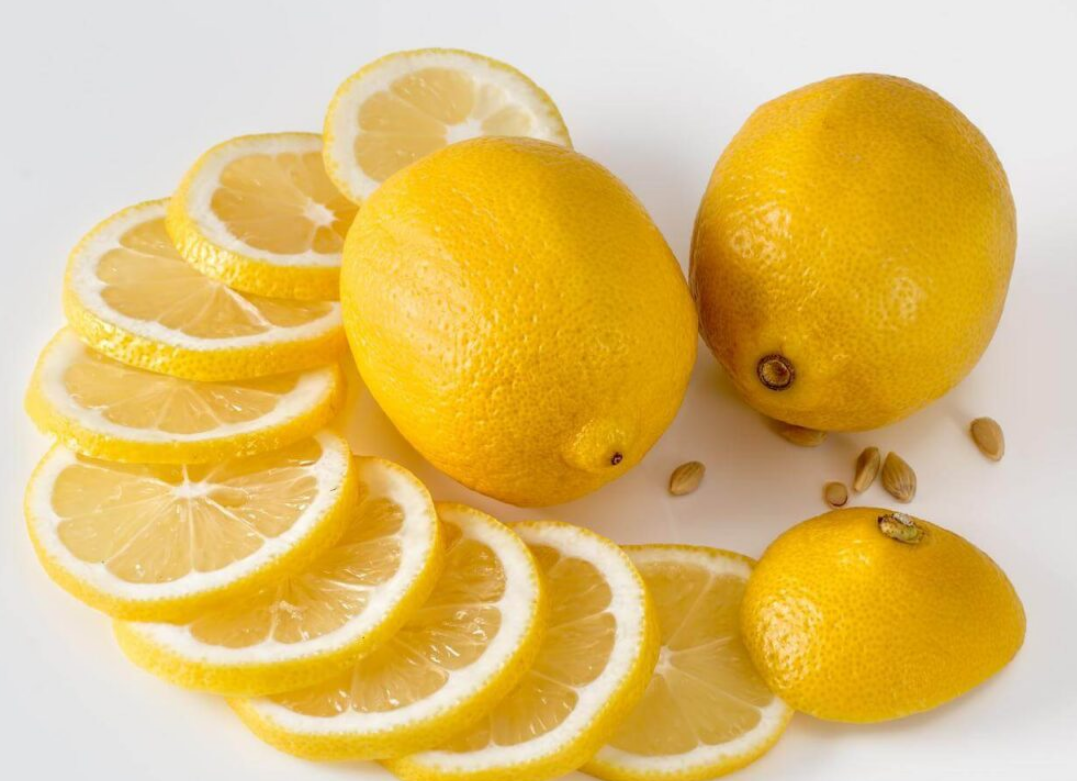Enseye Limon Sürmenin Şaşırtıcı Faydaları! (2)