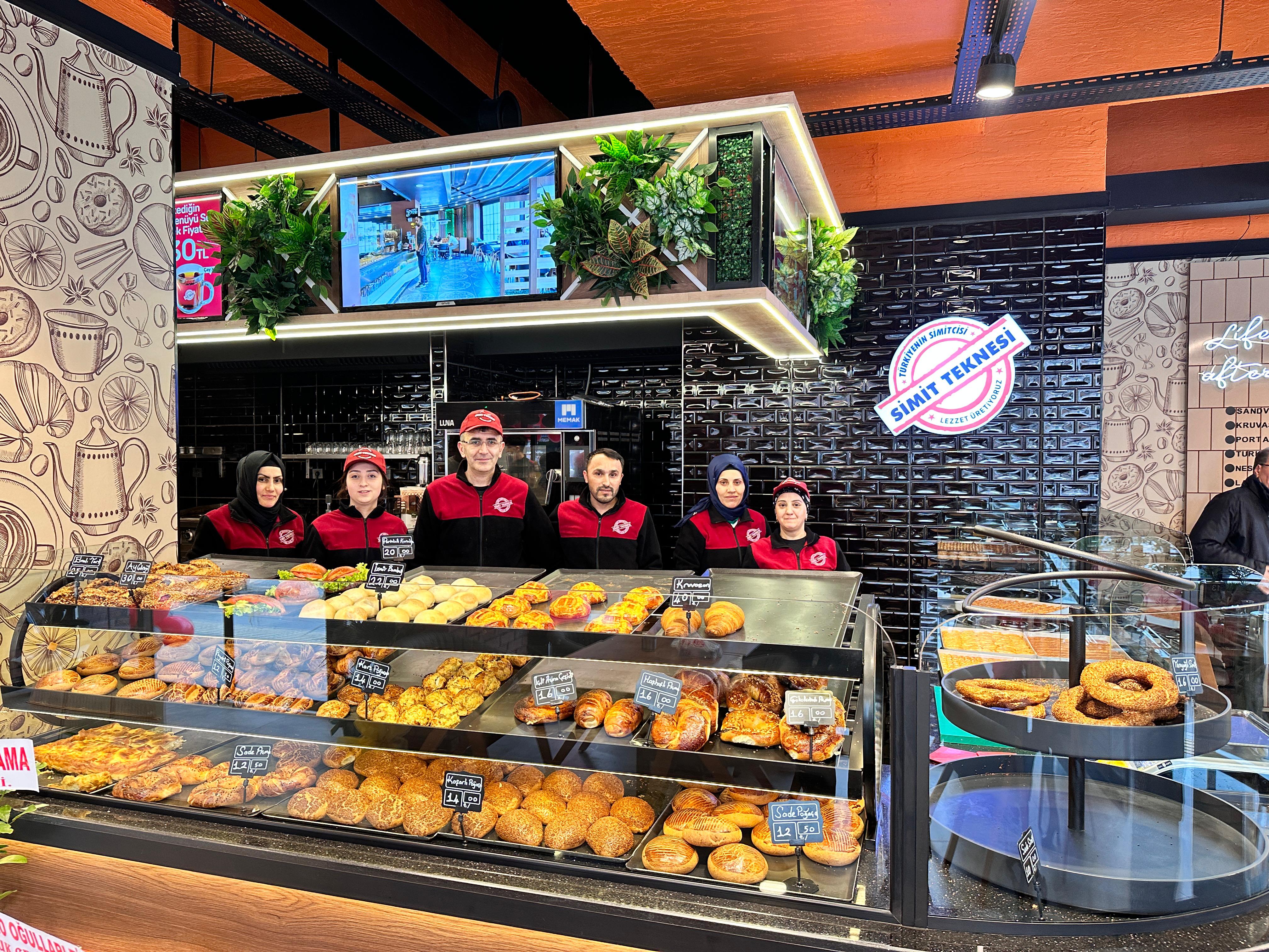 Polatlı'ya Yeni Bir Lezzet Durağı Konya Tandır'ın Simit Teknesi Açıldı (4)