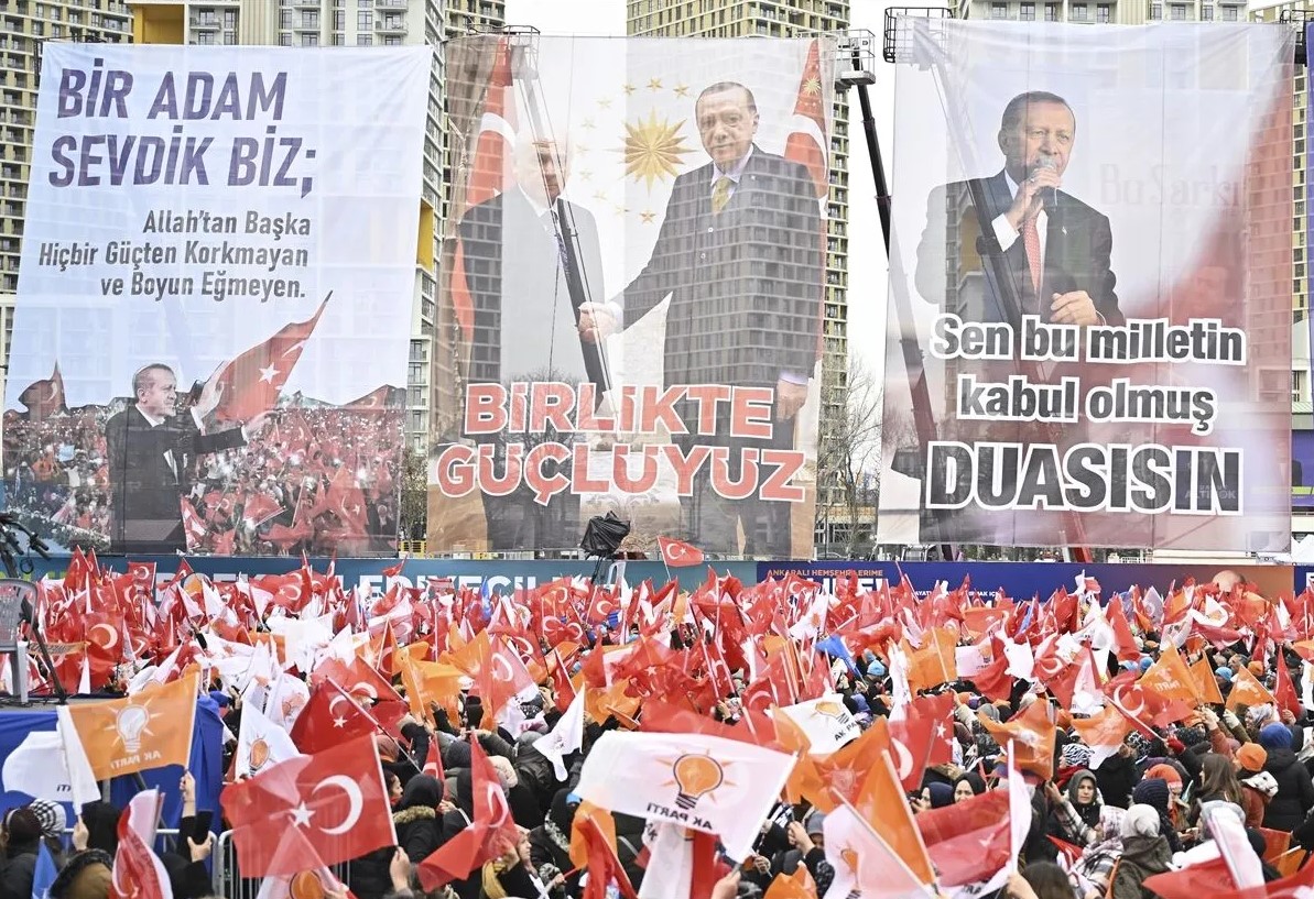 Ak Parti’nin Ankara Mitingine 200 Bin Katılım!