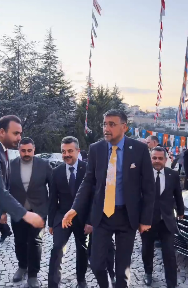 Alparslan Doğan, Keçiören Belediyesi Cumhur İttifakı Meclis Üyesi Adayı Rafet Yıldız'ın Verdiği Iftara Katıldı