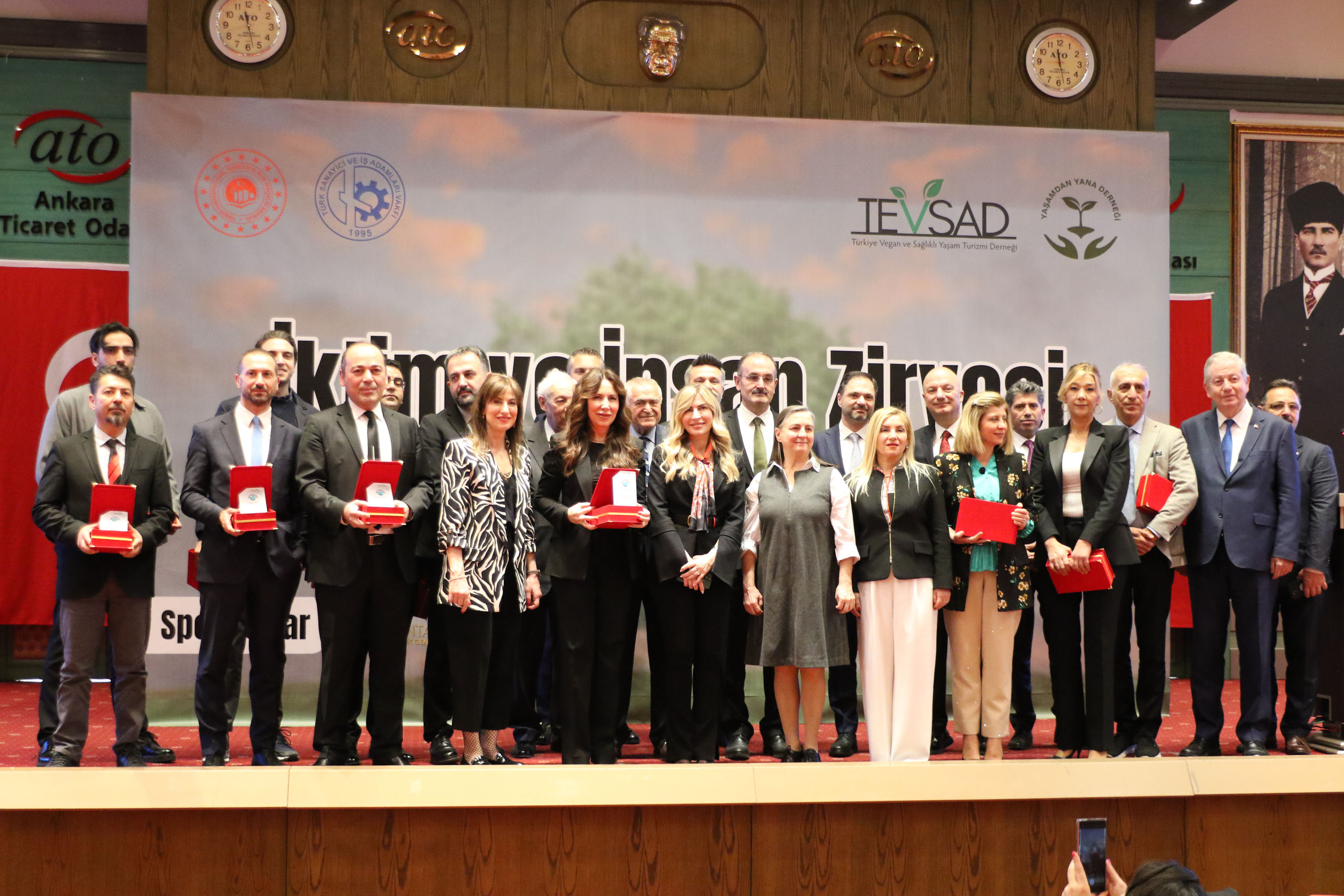 Ankara Kent Konseyi Başkanı Halil İbrahim Yılmaz Iklim Elçisi Ödülü Aldı (4)