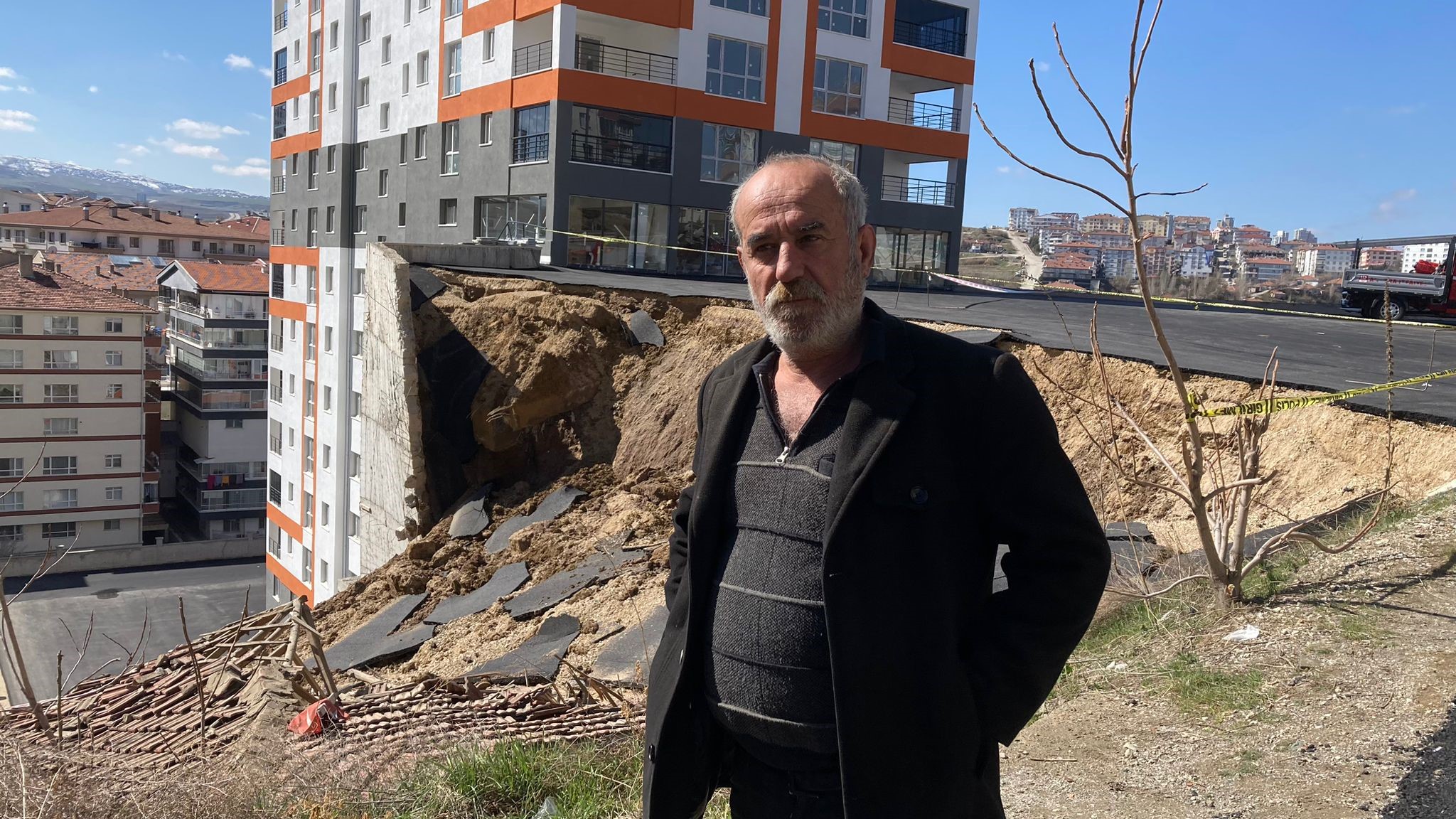 Ankara’da Istinat Duvarı Gecekondunun Üzerine Çöktü1