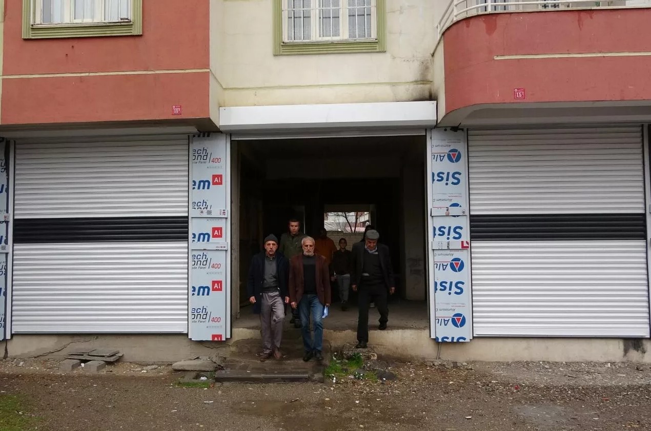 Diyarbakır'da Fıkra Gibi Olay! Bu Binaya Kimse Giremiyor 3