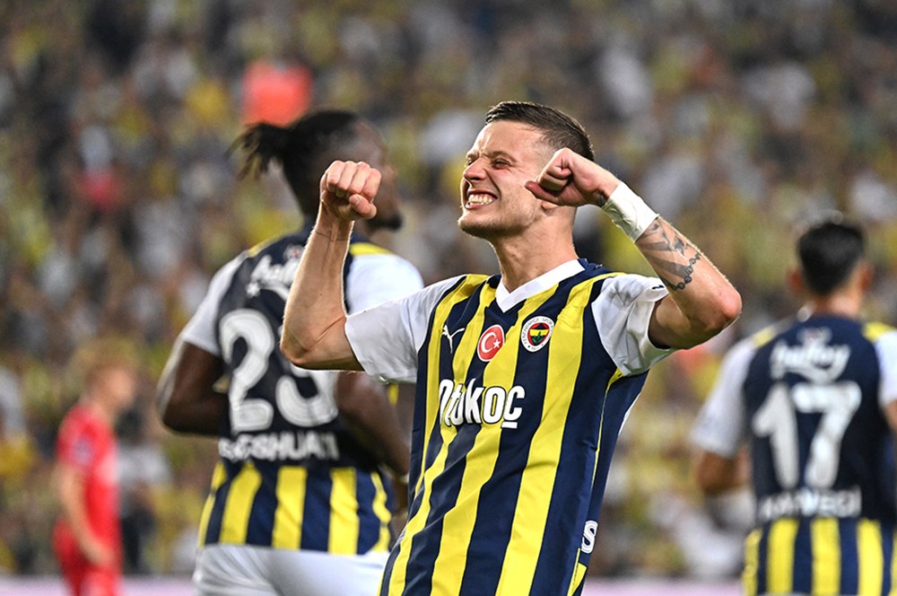 Fenerbahçeli Szymanski Için Rekor Bonservis Ücreti! 8