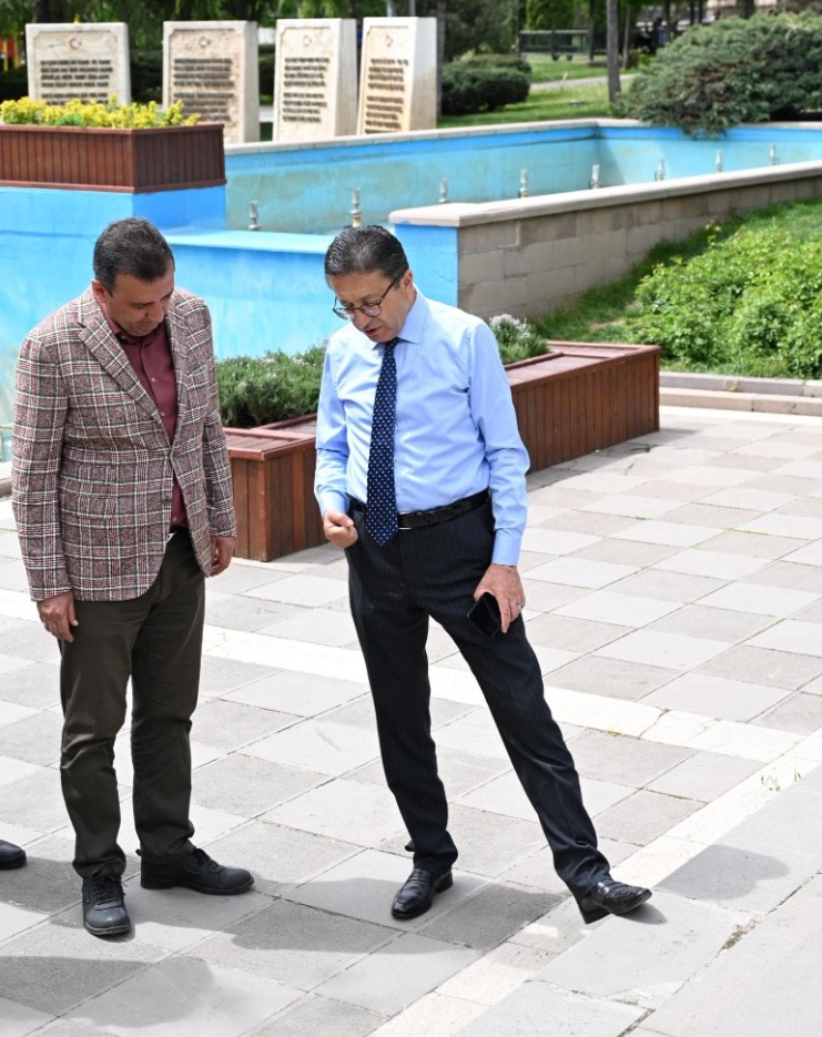 Altındağ Belediye Başkanı Veysel Tiryaki, Saha Çalışmalarına Devam Ediyor 3