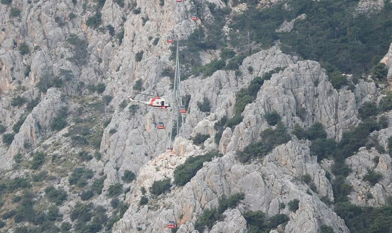 Antalya'daki Teleferik Faciasında Minik Çocuk Böyle Kurtarıldı 1