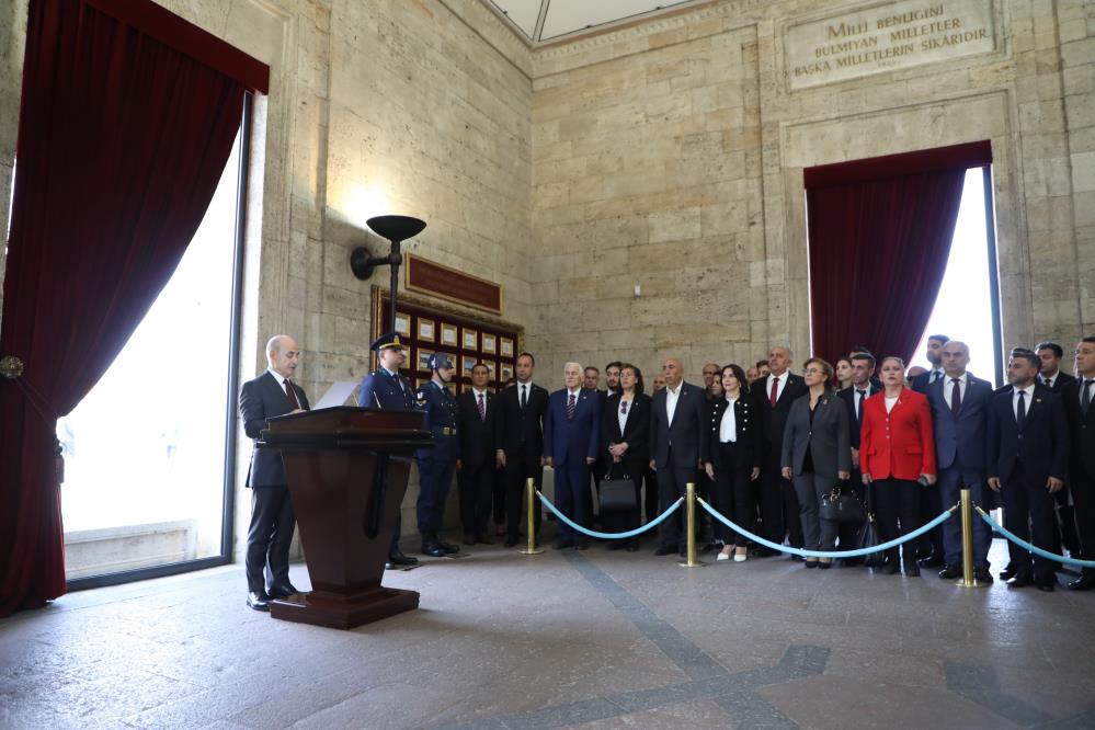 Büyükçekmece Belediye Başkanı Akgün'den Anıtkabir’i Ziyareti 3