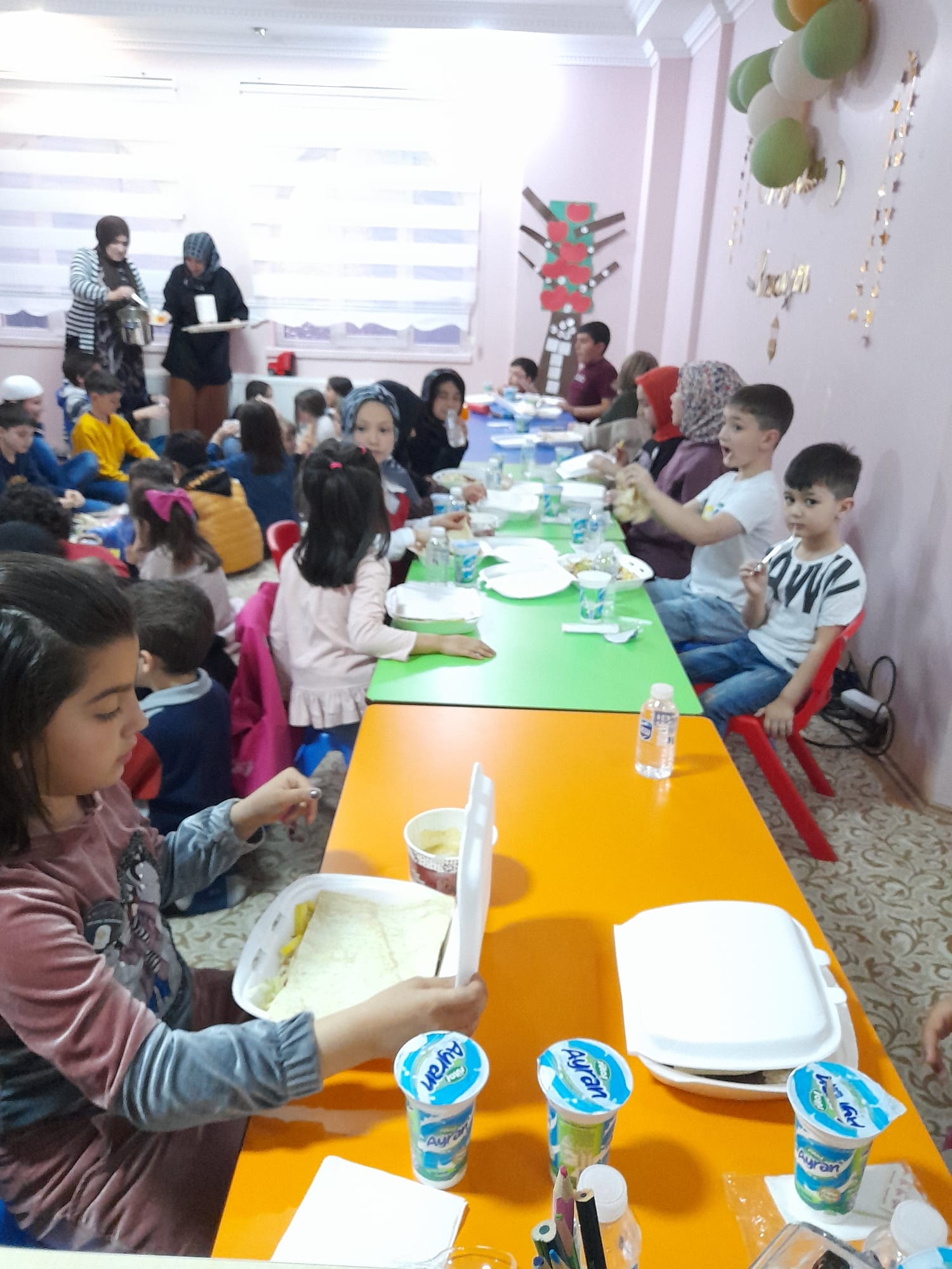 Çankaya Malazgirt Eser Kur’an Kursunda Çocuklara Iftar 180 Kişi Iftar Yemeğinde Buluştu (3)