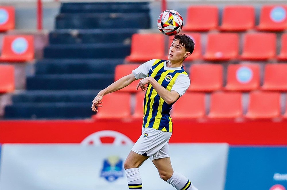 Fenerbahçeli Genç Futbolcu 'Galatasaray Bizi Kandırdı' 3