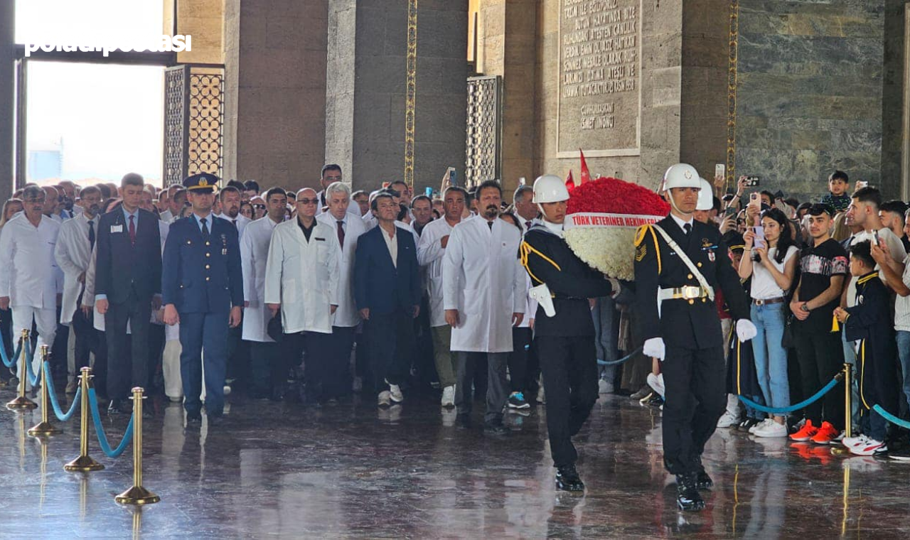 Güdül Belediye Başkanı Mehmet Doğanay, Dünya Veteriner Hekimler Günü'nde Anıtkabir'i Ziyaret Etti (1)