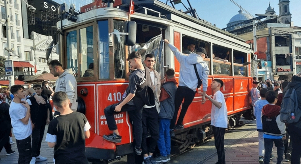 İstiklal Caddesi'ndeki Yenilik Duyuruldu! İbb Çalışmayı Duyurdu (2)