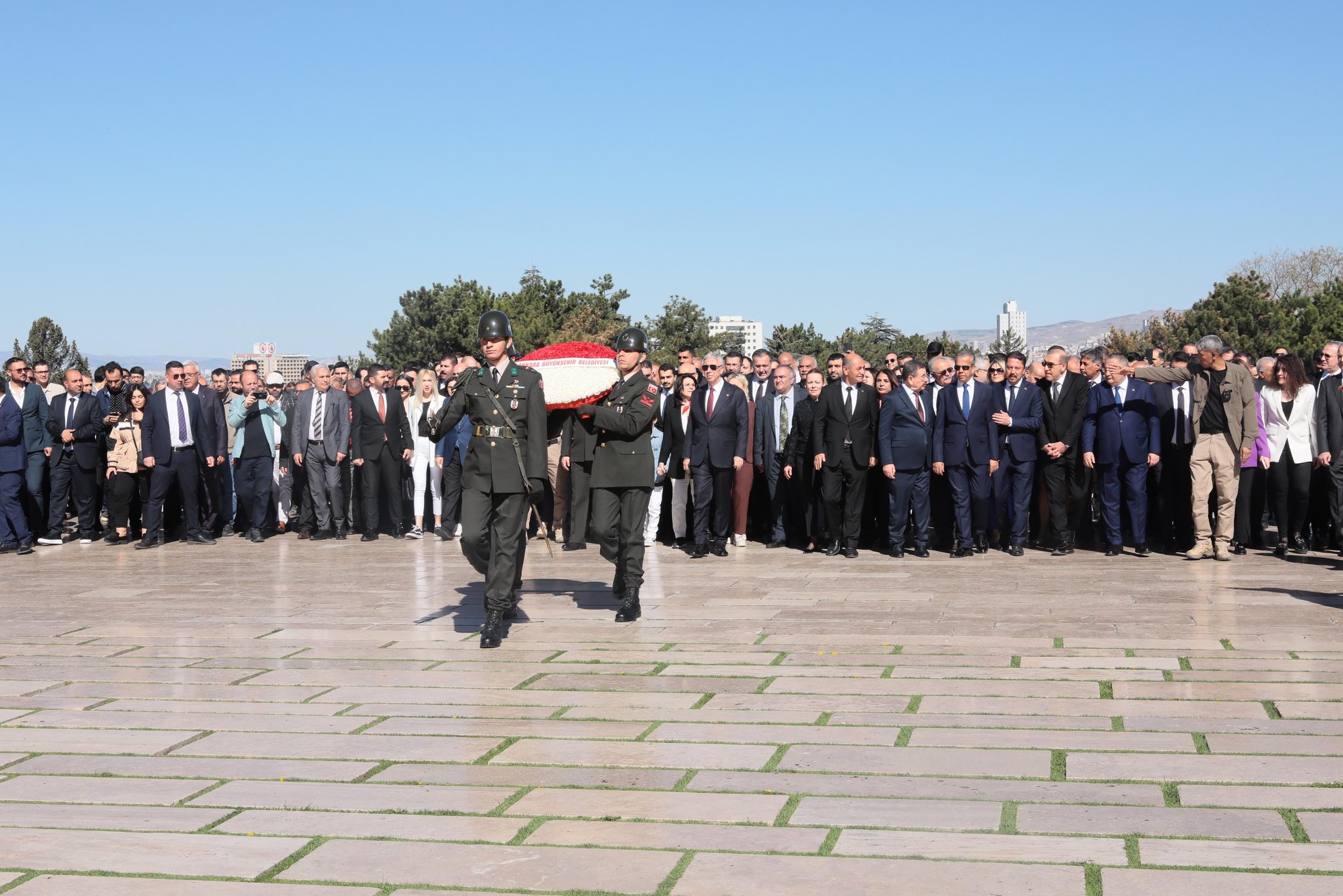 Mansur Yavaş’ın Anıtkabir Ziyaretine Başkan Yıldızkaya’da Eşlik Etti (3)