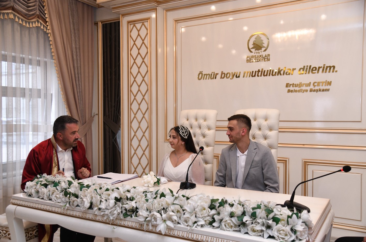 Pursaklar Belediye Başkanı Çetin, Genç Çiftlerin Nikahlarını Kıymaya Devam Ediyor 3