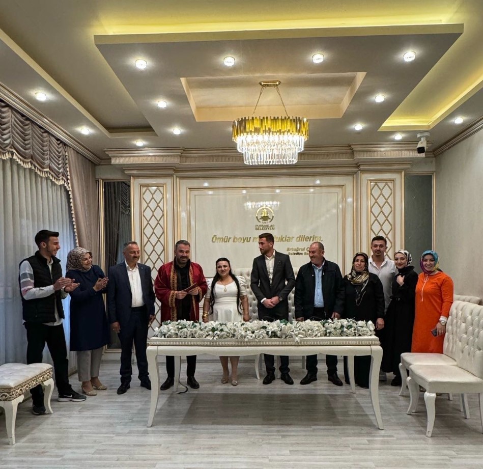 Pursaklar Belediye Başkanı Ertuğrul Çetin, Genç Çiftin Nikahını Kıydı 11