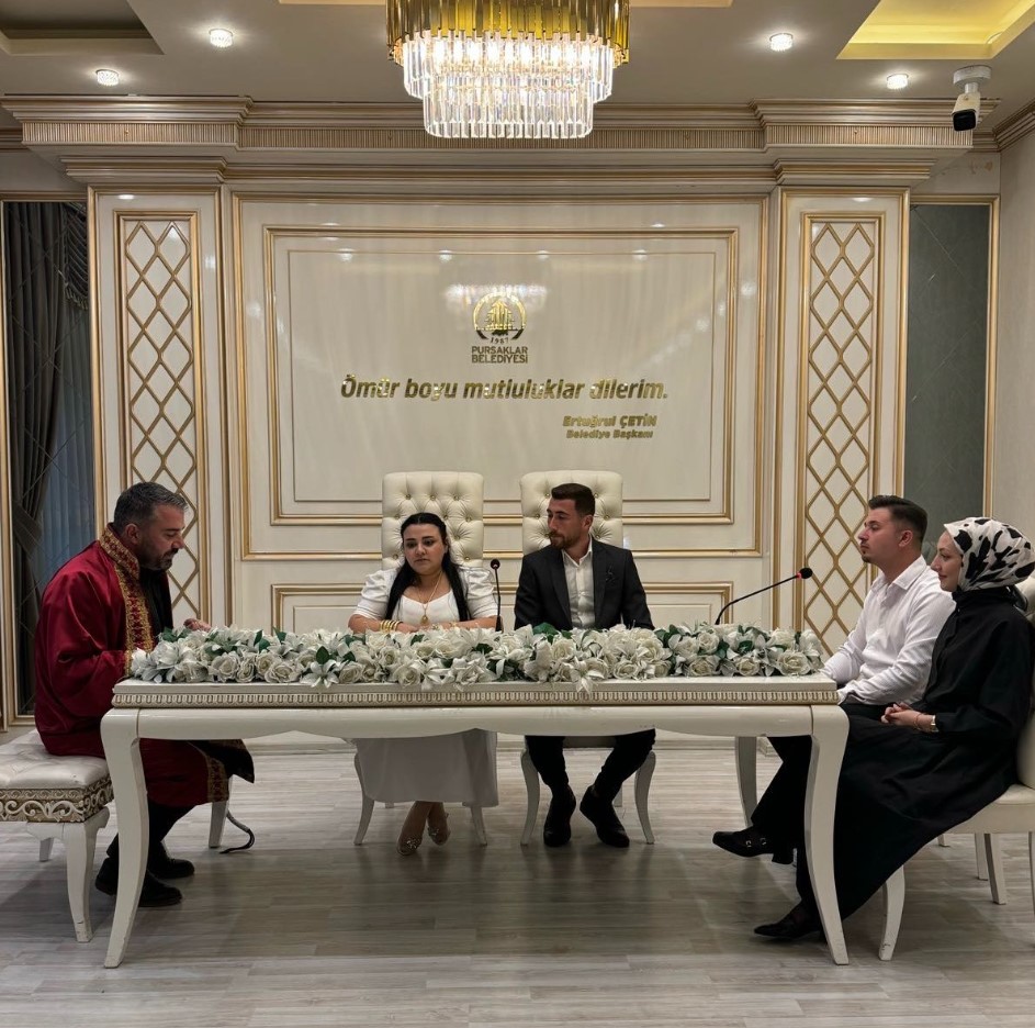 Pursaklar Belediye Başkanı Ertuğrul Çetin, Genç Çiftin Nikahını Kıydı 33