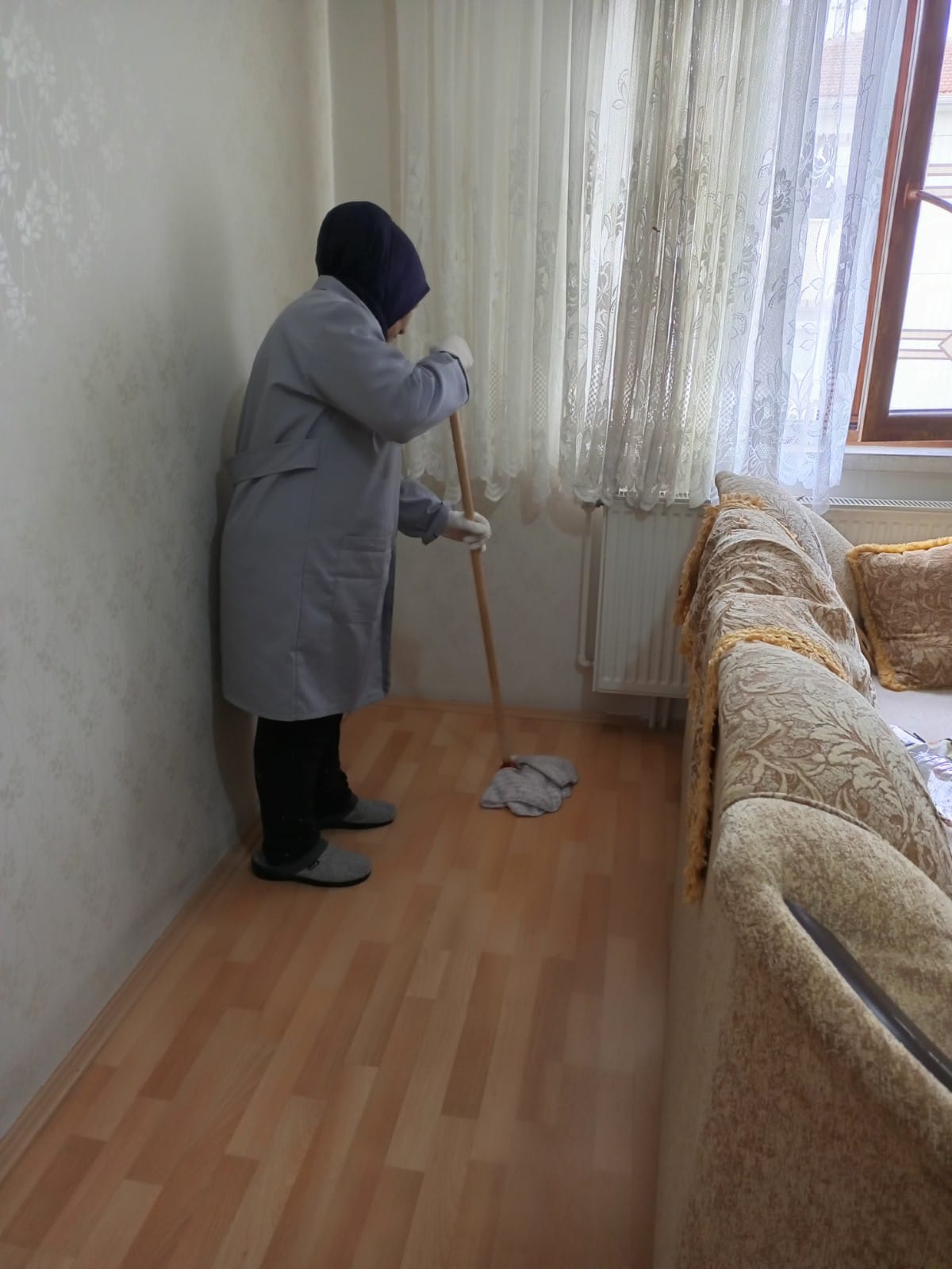 Sincan Belediyesinden Yaşlılara Evde Temizlik Ve Bakım Hizmeti (2)