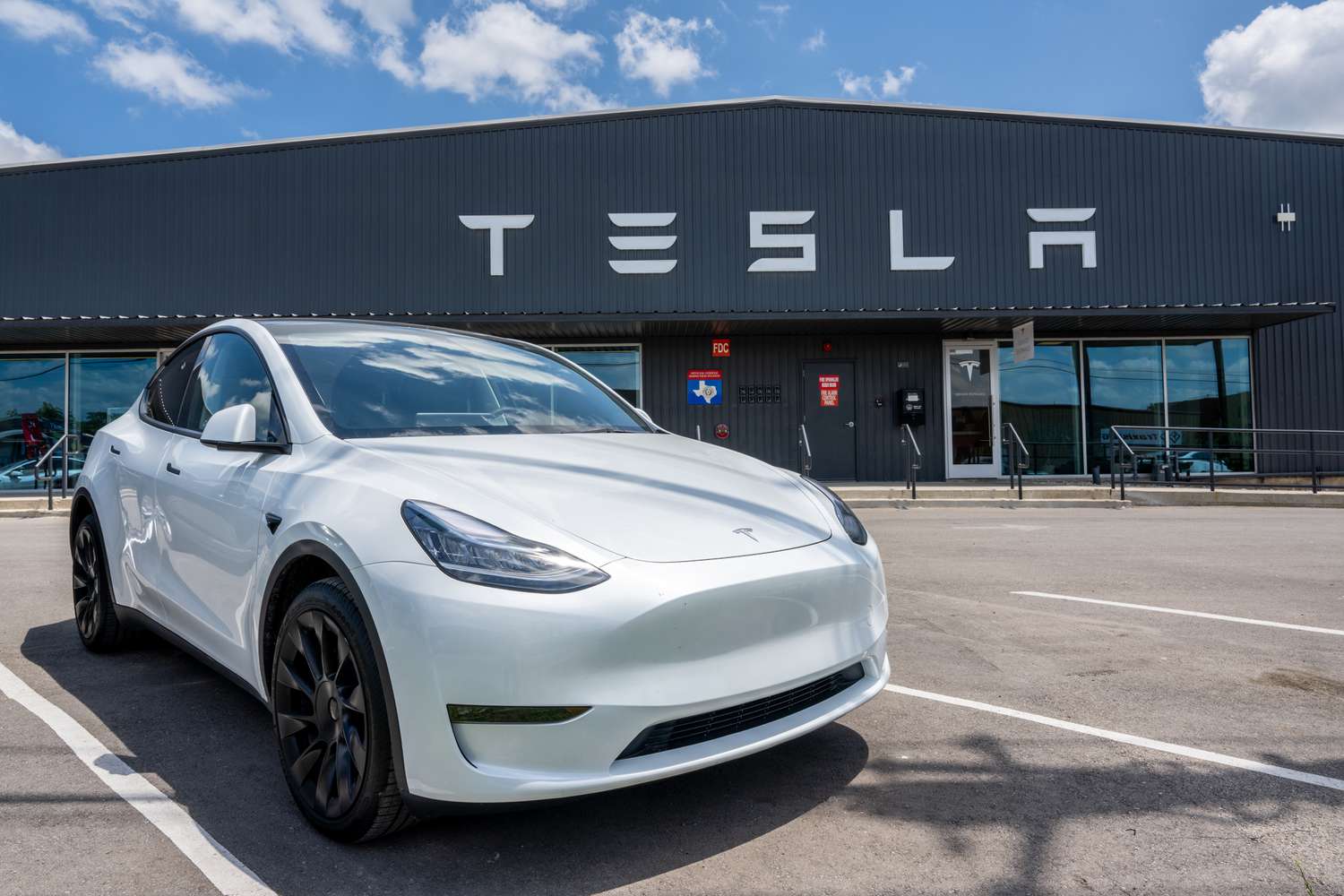 Tesla 2012'Den Bu Yana En Büyük Gelir Düşüşünü Yaşıyor 2