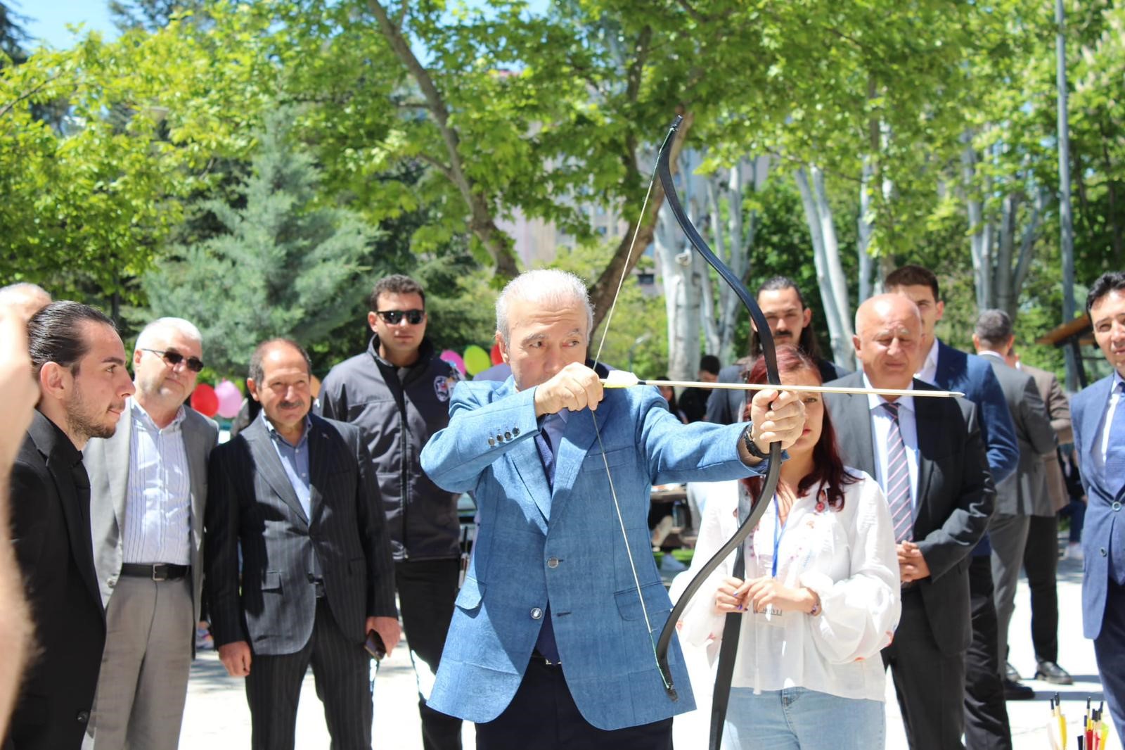 Ankara Hacı Bayram Veli Üniversitesi’nde “2. Tarih Şöleni” Gerçekleştirildi (2)