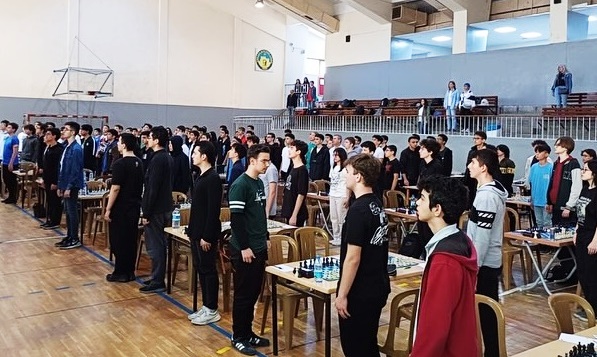 Ankara'da Dr. Erol Üçer Satranç Turnuvası'nın Üçüncüsü Gerçekleştirildi (4)