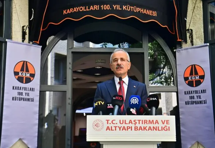 Ankara'da Karayolları 100. Yıl Kütüphanesi Açıldı  (2)