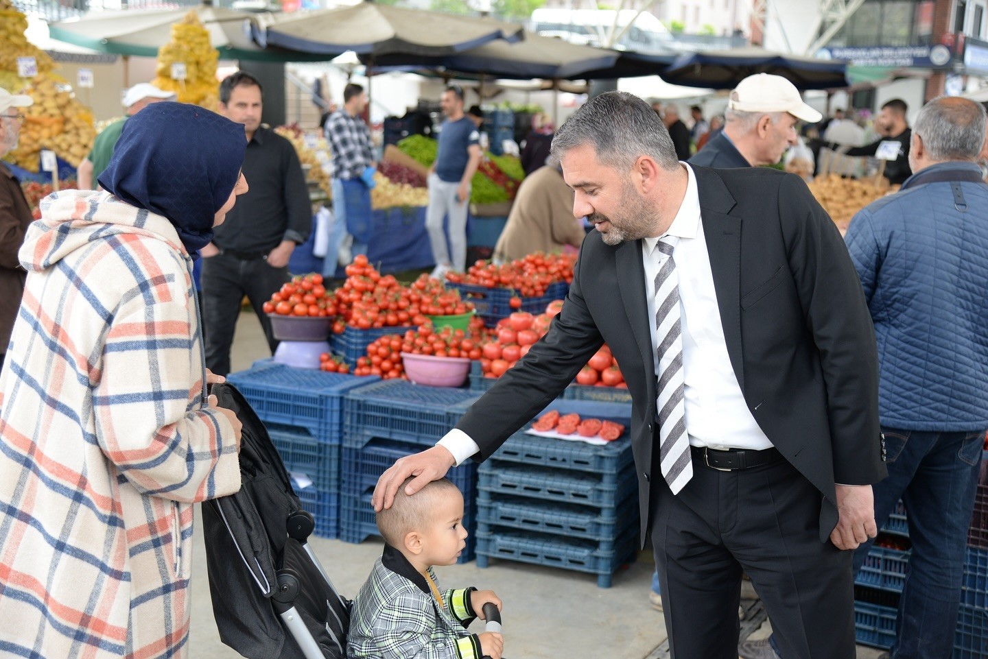 Başkan Çetin, Esnaf Ve Vatandaşlarla Istişare Etti  (4)