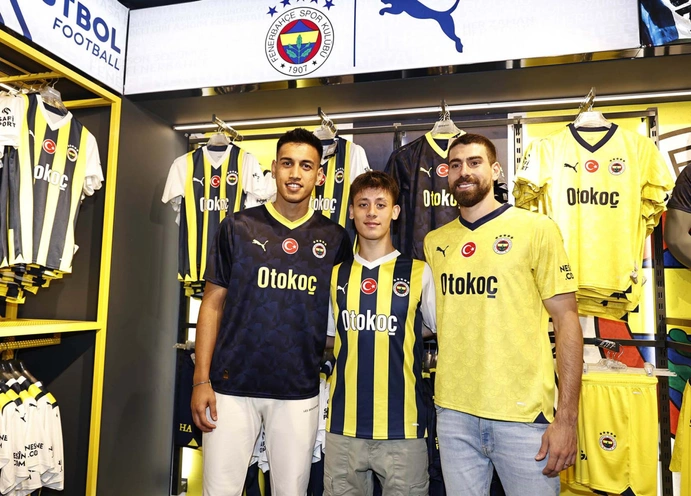 Fenerbahçe Resmen Açıkladı! Tarihi Rekor Kırıldı 3
