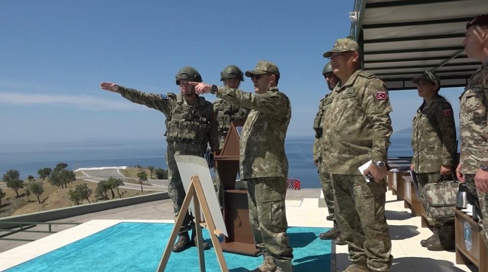 Kara Kuvvetleri Komutanı Orgeneral Bayraktaroğlu, İzmir'de Incelemelerde Bulundu 2