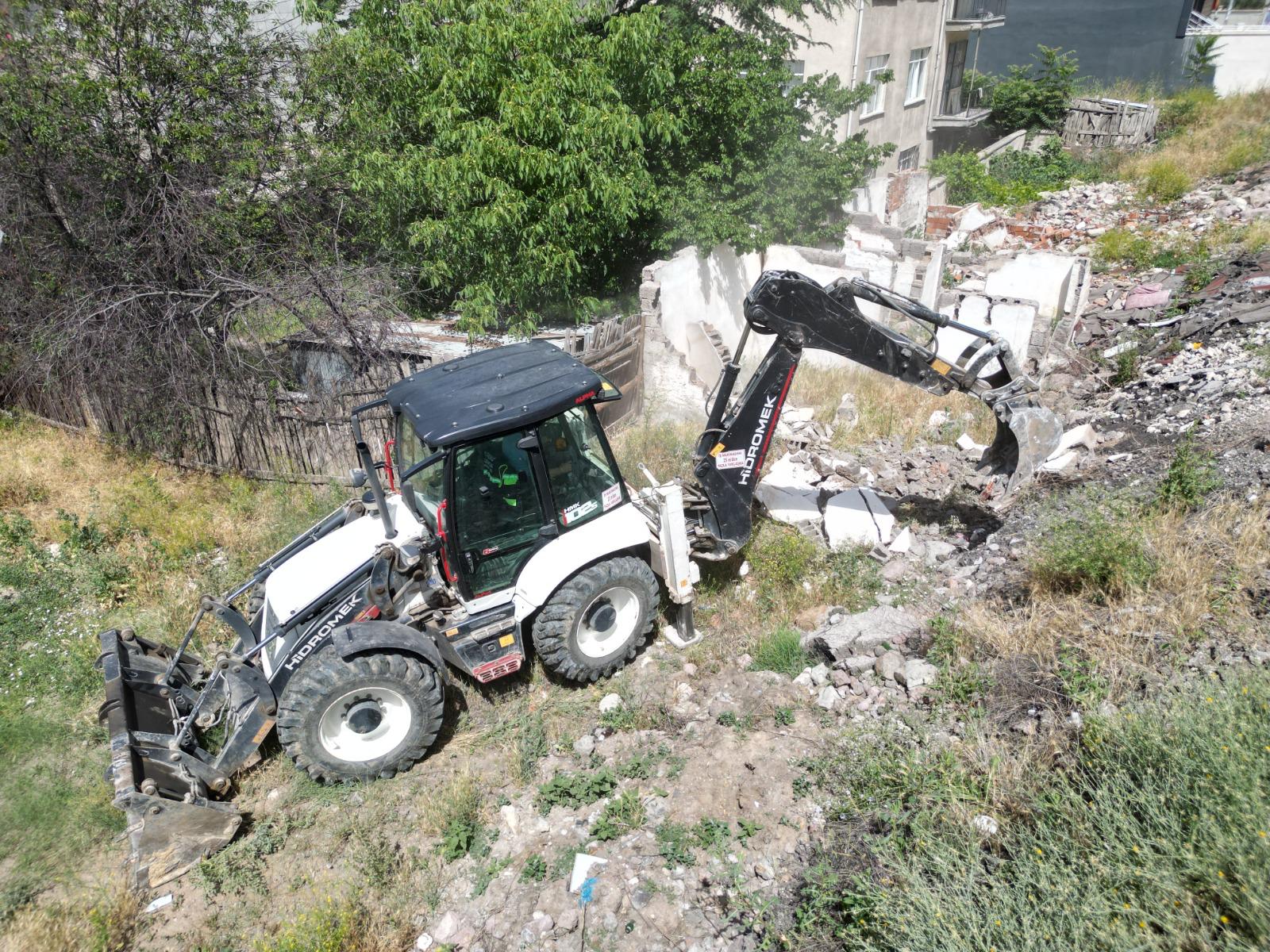 Altındağ Metruk Yapı