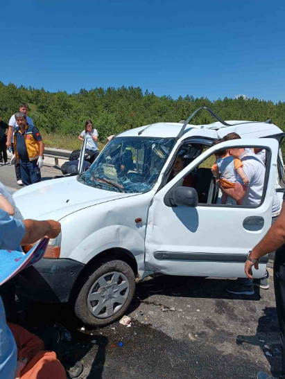 Araç Arızası Nedeniyle Yol Kenarında Duran Sürücü, Kabusu Yaşadı (1)