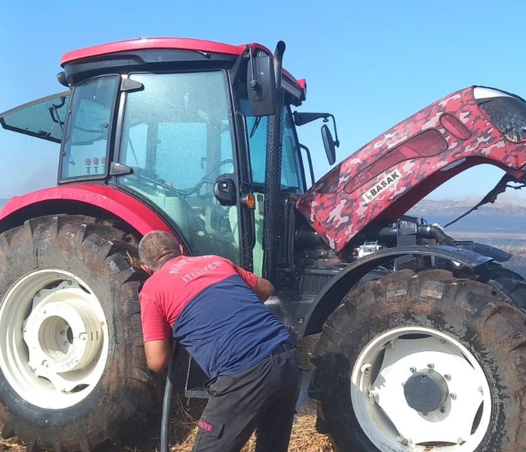 Ekili Buğday Tarlaları Alevlere Teslim Oldu (2)