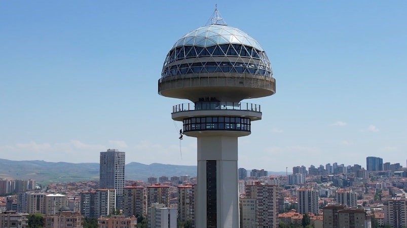 Endüstriyel Dağcılar Atakule’de Mesai Yapıyor 2