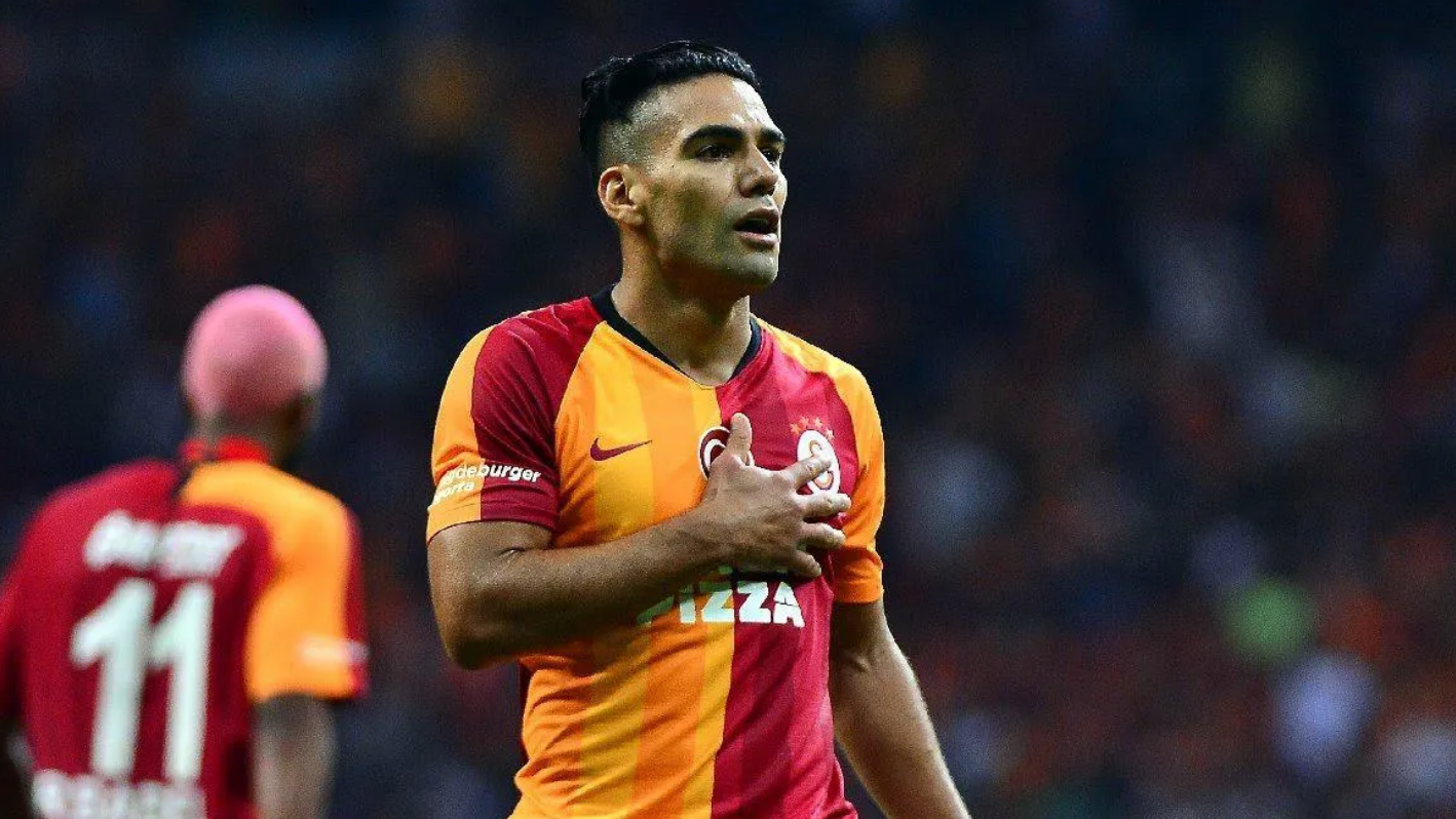 Falcao Bir Ilki Yaşadı! Yeni Adresi Ülkesinin Ekiplerinden Oldu (1)