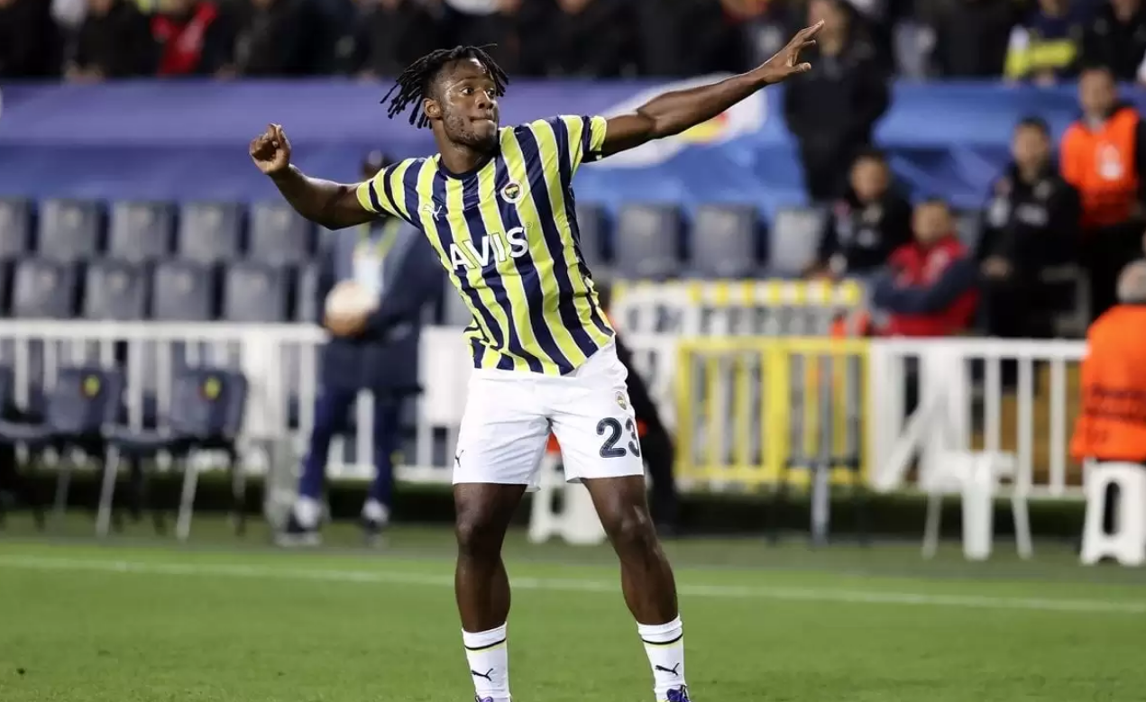 Fenerbahçe Michy Batshuayi'nin Sözleşmesini Uzattı (2)