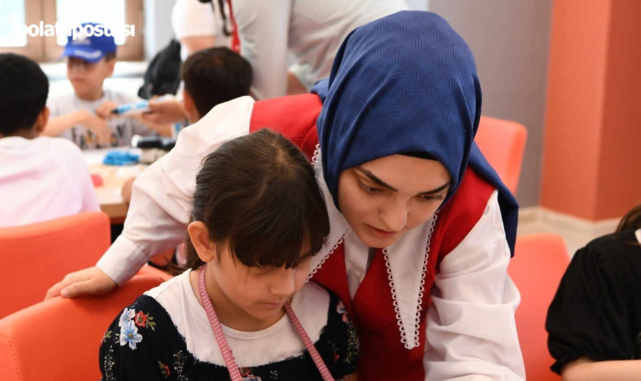 Mamak Bilim Merkezi, Çocuklara Bilimle Dolu Bir Keşif Deneyimi Sunuyor (1)