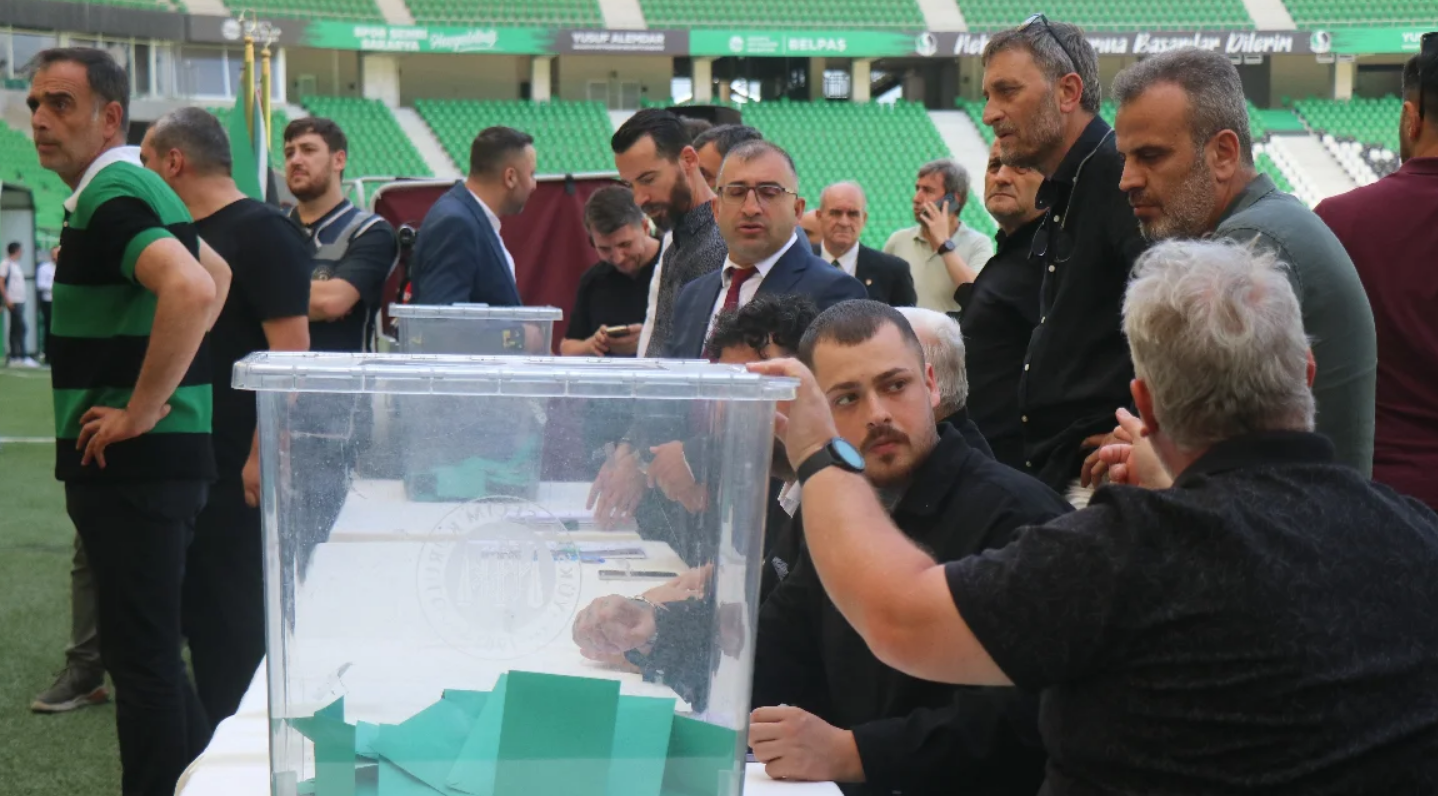 Sakaryaspor'da Gökhan İn Yeni Kulüp Başkanı Oldu (2)