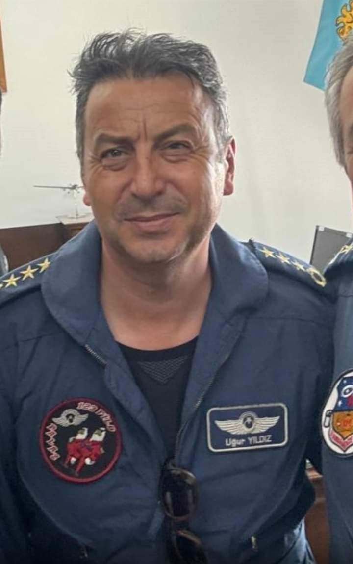 Şehit Pilot Albay Uğur Yıldız Toprağa Verildi (2)