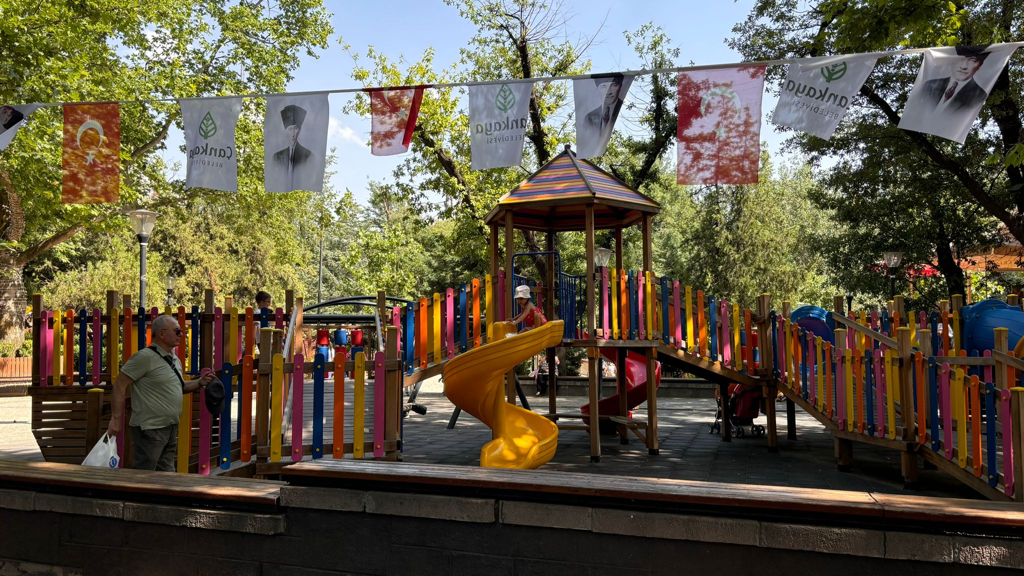 Sıcaklardan Kaçış Noktası 'Kuğulu Park'  (1)-1