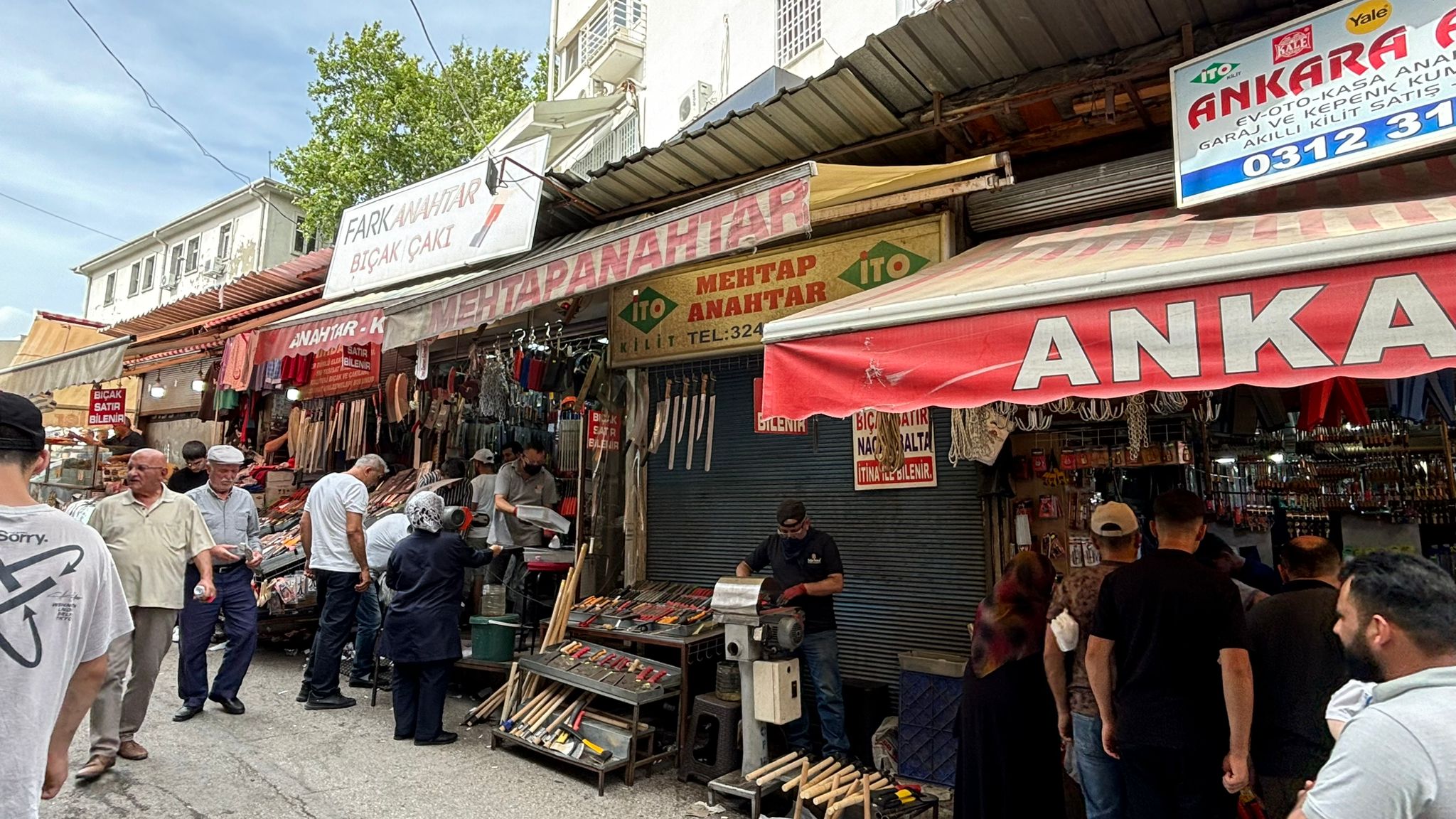 Ulus Sobacılar Çarşısı’nda Bayram Yoğunluğu Başladı!     (7)