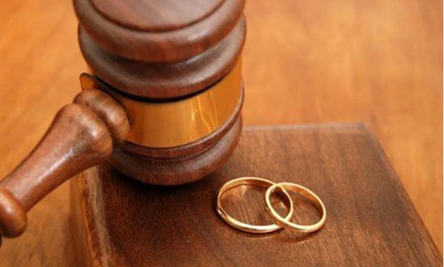 Yargıtay, Başkalarının Yanında Hakaret Etmeyi Boşanma Sebebi Saydı (1)