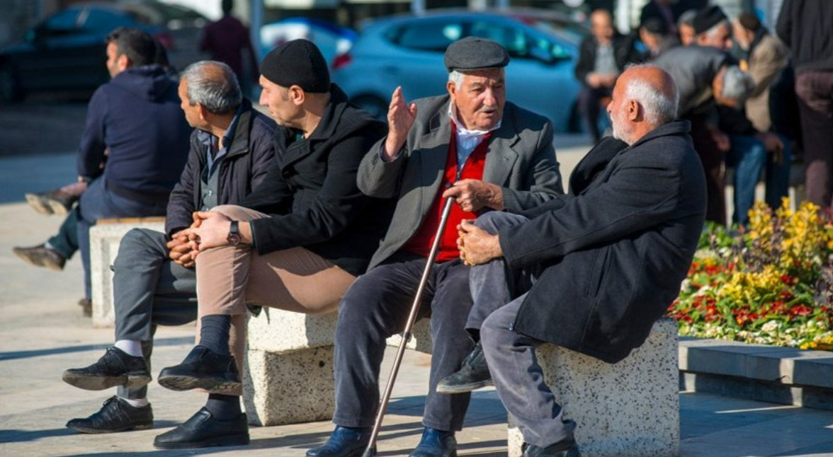 Abb’den Emeklilere Ve Ailelere Büyük Destek  (1)