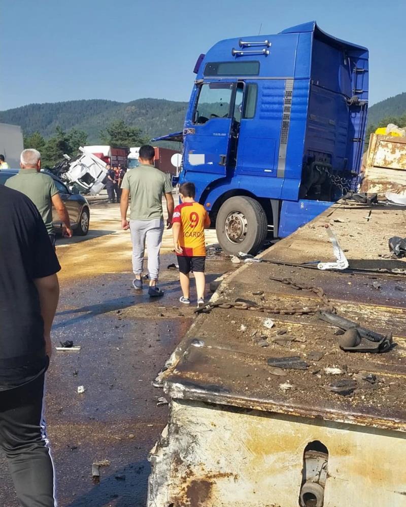 Ankara’da Zincirleme Kaza Yaralılar Var 3