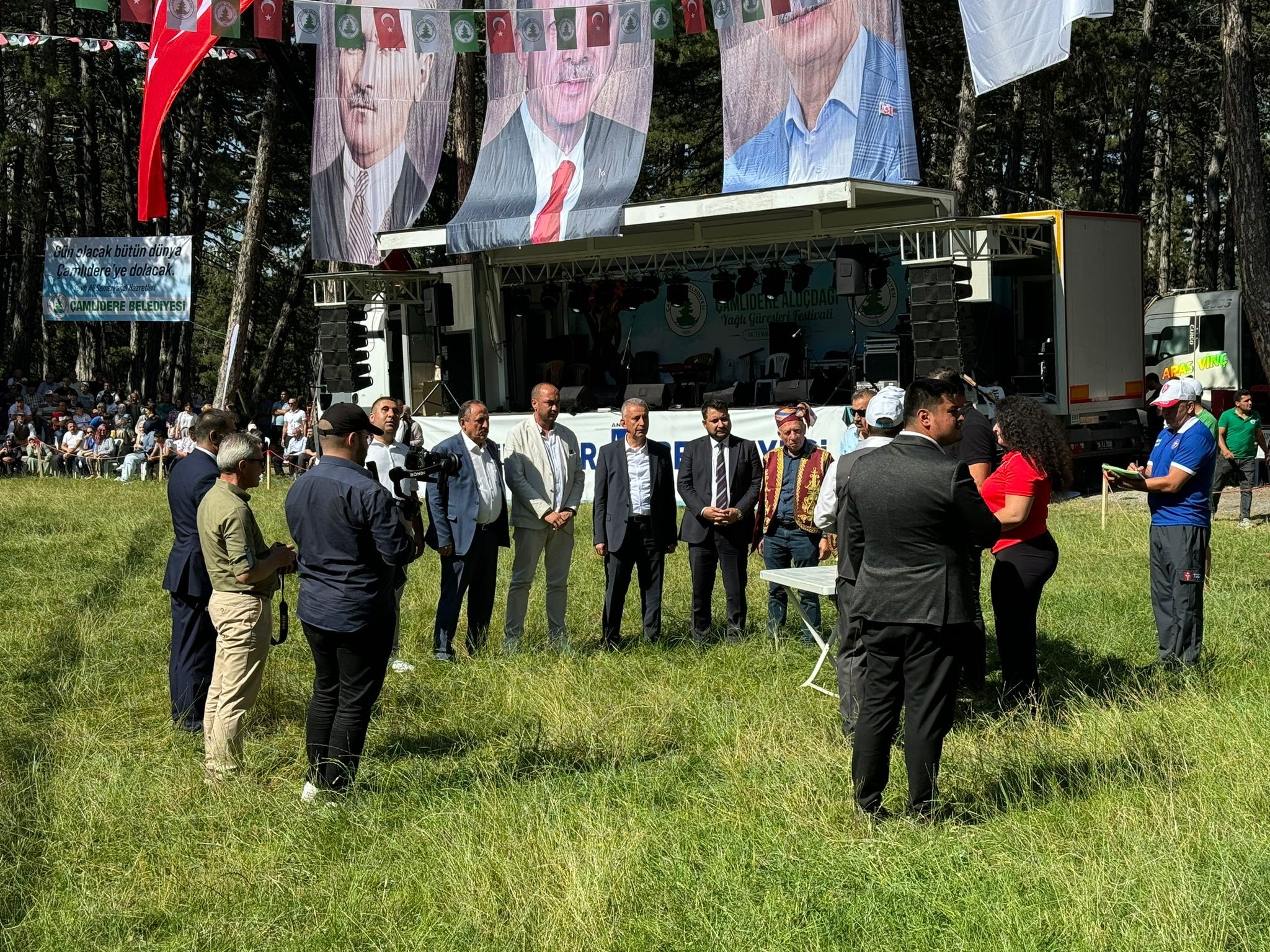 Başkan Çırpanoğlu 44. Geleneksel Aluçdağı Yağlı Güreş Festivali'ne Katıldı (2)