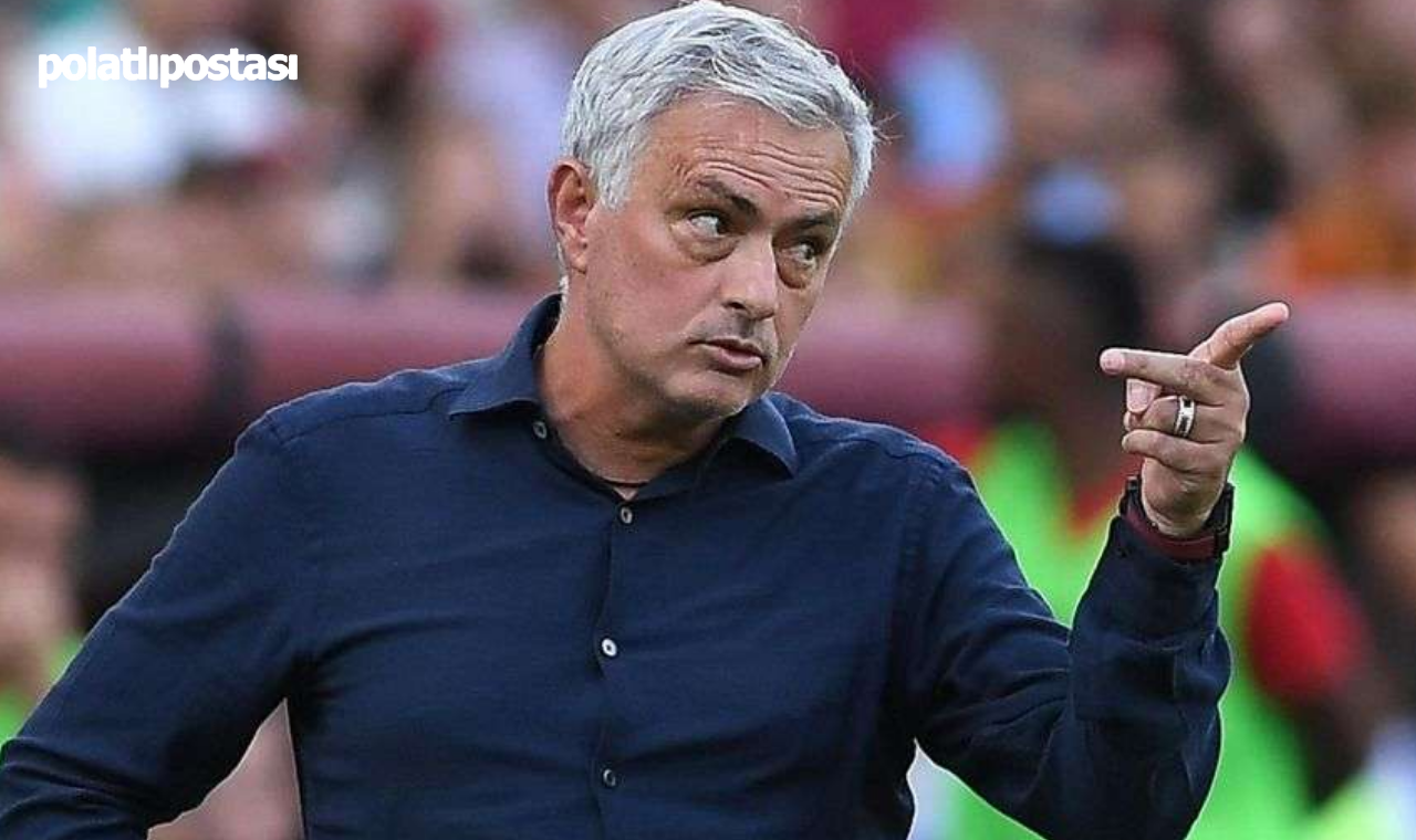 Fenerbahçe'de Mourinho Yıldız Oyuncunun Üstünü Çizmişti İtalyan Devine Gidiyor!