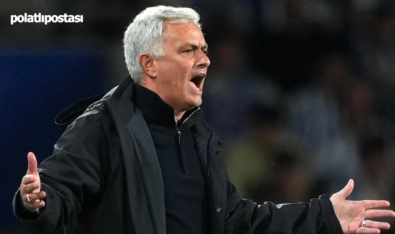 Hull City Maçı Sonrası Jose Mourinho 7 İsmin Biletini Kesti Yönetim Takım Bulun Dedi